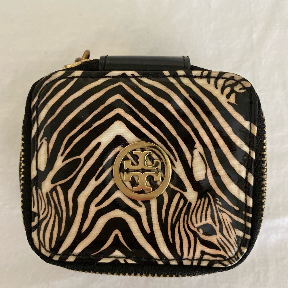 AUTHENTIC TORY BURCH MINI JEWELRY CASE/ZEBRA PATT.